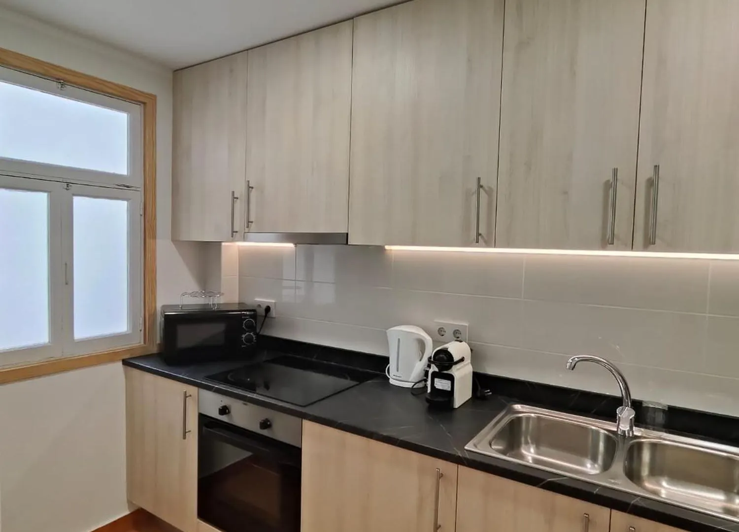 Charming Apartment Poblenou Beach 바르셀로나